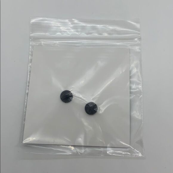 NWT Baby Yoda Look Human Pin - Picture 5 of 5